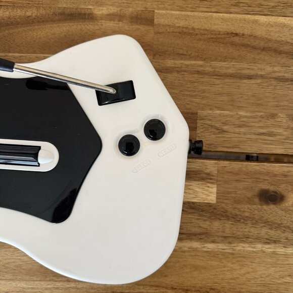 Guitar Hero Guitar Playstation 2 PS2 Wireless White No Dongle 95025 Not Tested - Picture 6 of 11